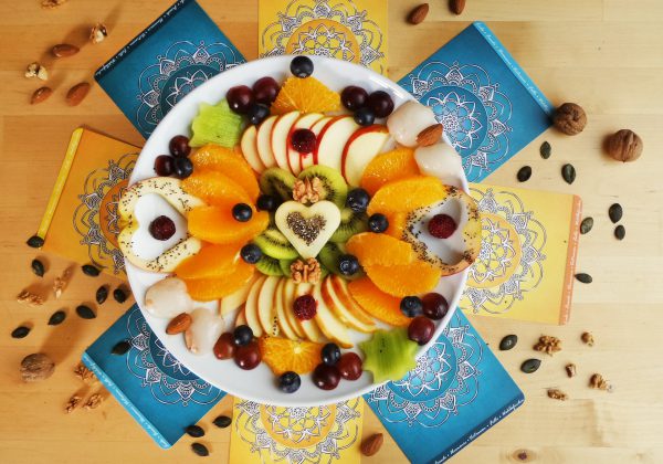 מזמינים פינוק מתוק – ובריא: מגשי פירות בהרצליה של חברת סלסלה